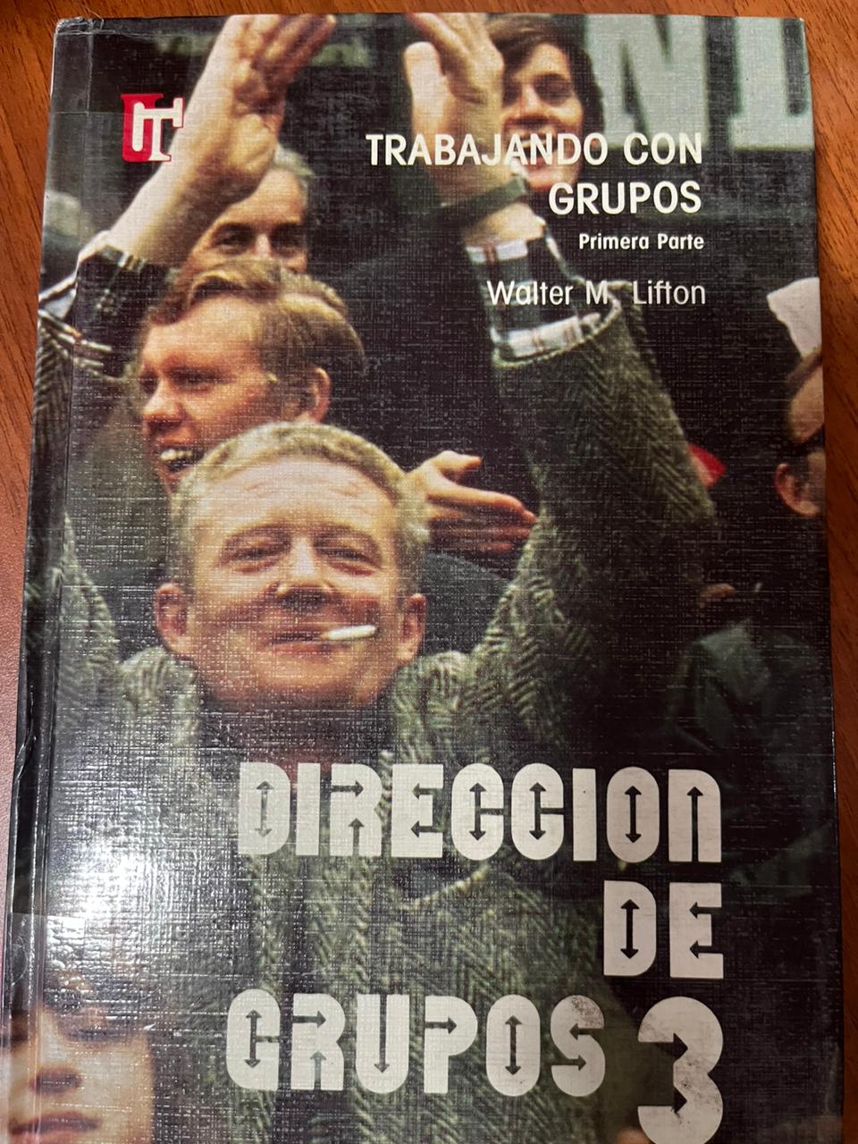 DIRECCIÓN DE GRUPOS 3